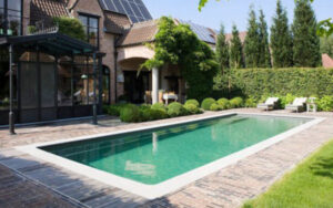 Garden & Pool